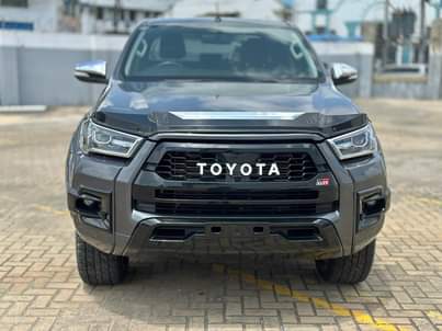 A picture of 2016 toyota hilux