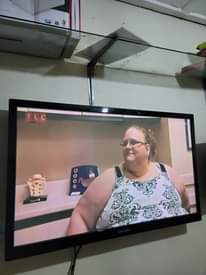 A picture of SAMSUNG tv 43 inches plasma tv