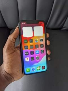 A picture of iPhone XR