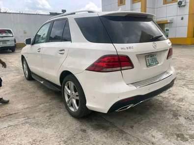A picture of highest grade GlE buy and rejoice everything in good condition