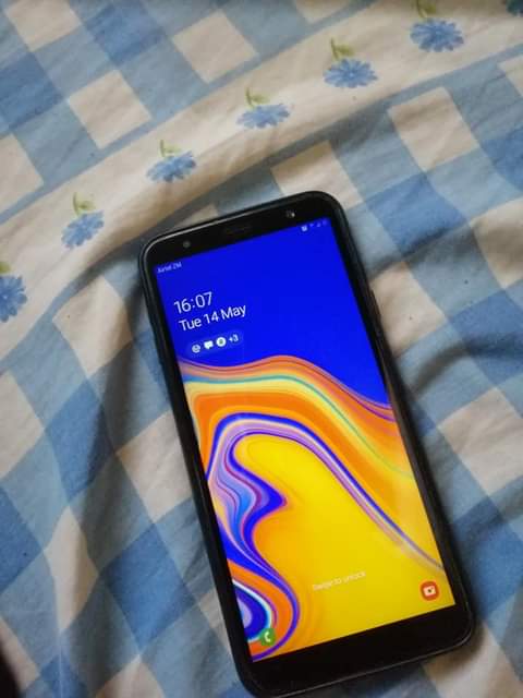 samsung j4