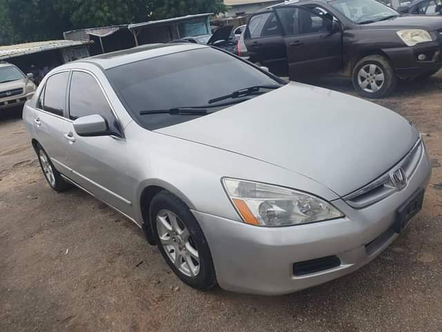 A picture of Very sharp Honda Accord discussion continue untempered engine and gear