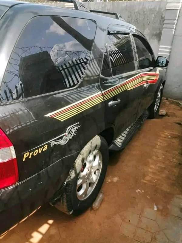 A picture of Acura mdx 2003 Nothing to fix Buy and drive Location