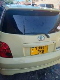 A picture of TOYOTA IST