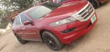 A picture of Honda crosstour