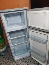 A picture of Nauza frij nzuri boss offer lak 280k