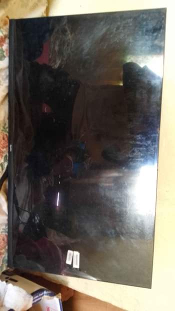 A picture of 32 inch digital TV