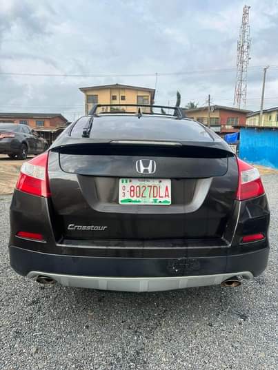 A picture of Honda Crosstour