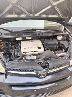 A picture of 2005 Toyota sienna 2005 sienna reg 55000
