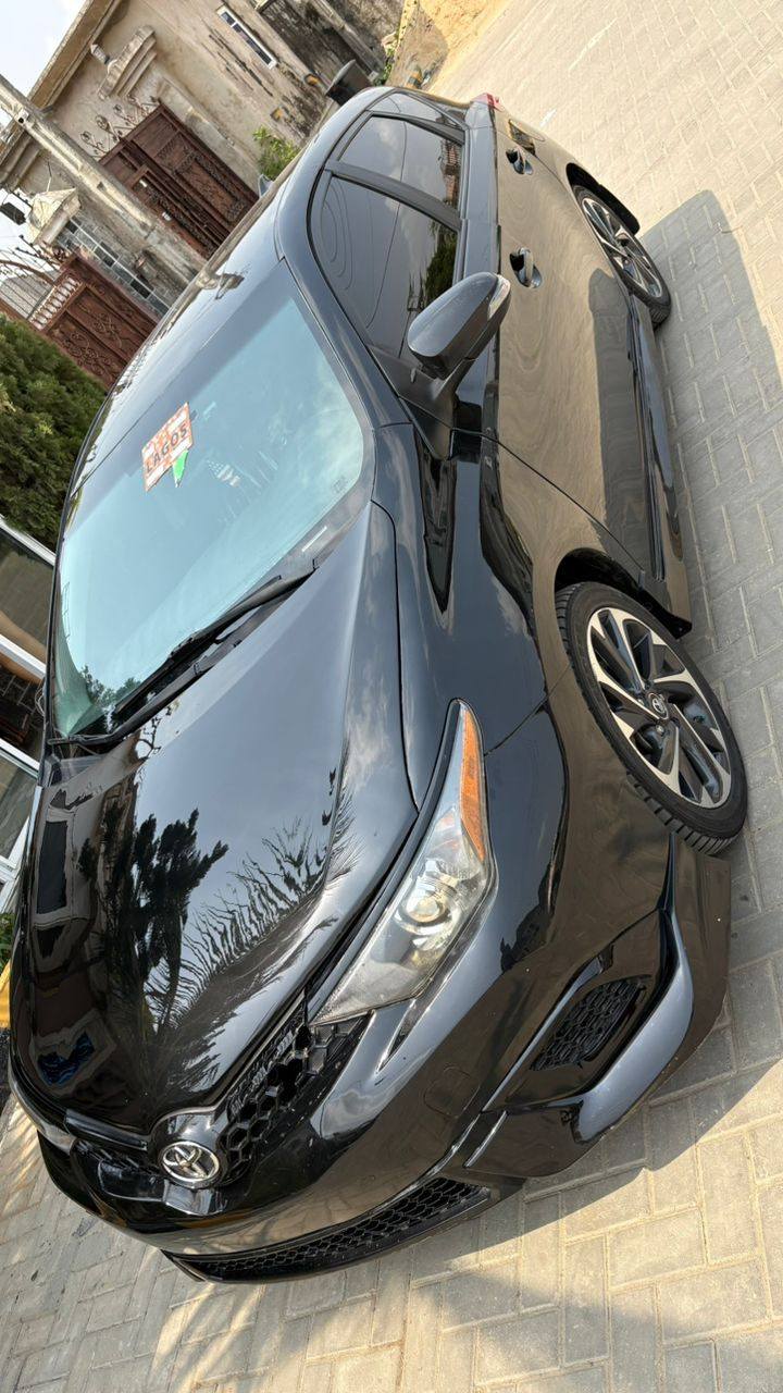 A picture of Foreign used Toks 2017 Toyota IM 19 5M last