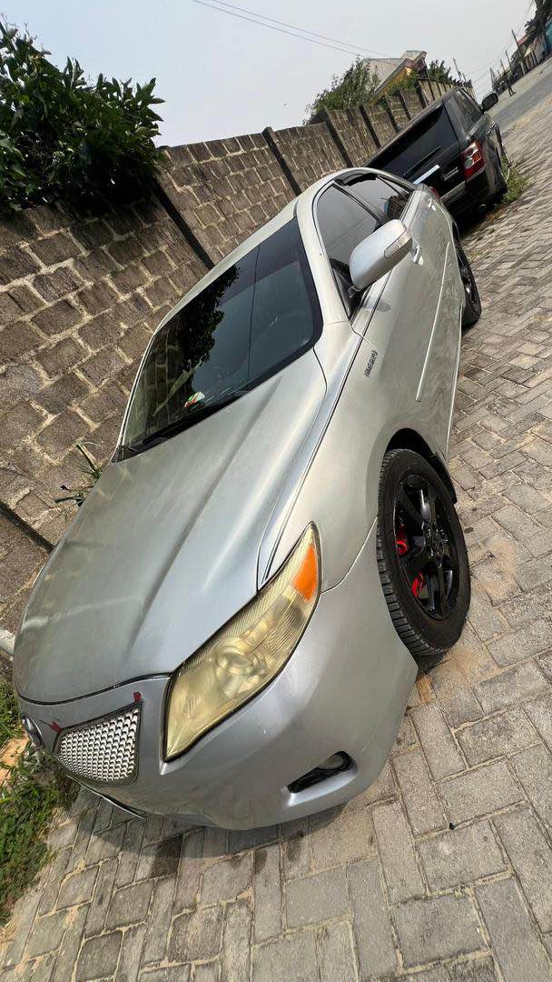 A picture of Toyota Camry Hybrid 2008
