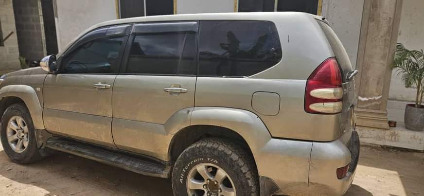 A picture of LANDCRUSER PRADO