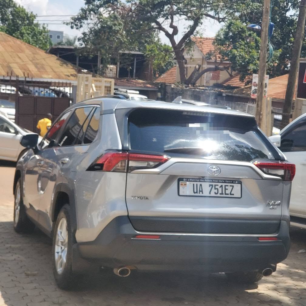 A picture of RAV4 2020 115M