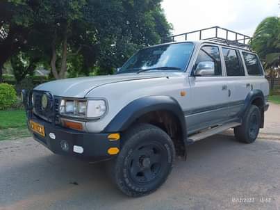 toyota land cruiser