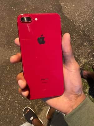 iPhone M.