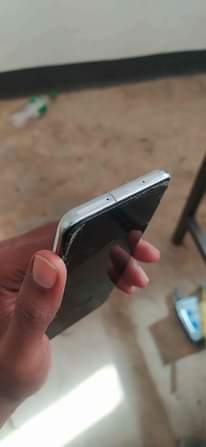 A picture of Samsung s20 5G
