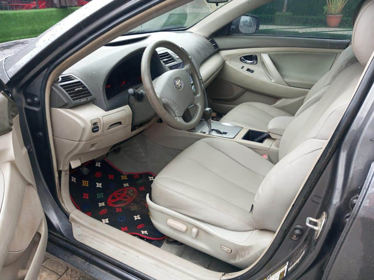 A picture of Camry 2008
