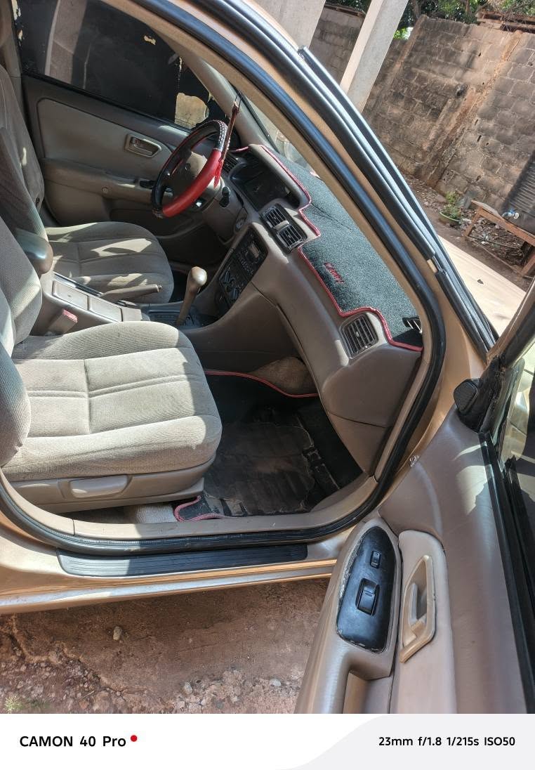 A picture of Toyota camry