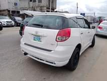 A picture of 2004 TOYOTA MATRIX