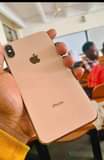 A picture of Iphone Xs Max gb 256