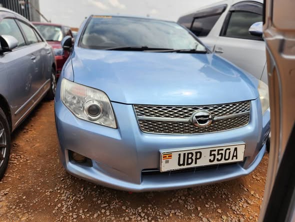 toyota fielder