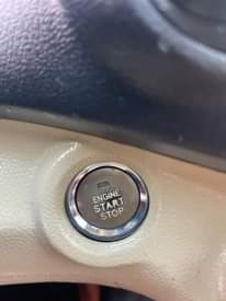 A picture of Toyota Highlander 2011 limited off white toks