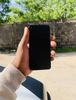 A picture of Pixel 4a 5g gb128