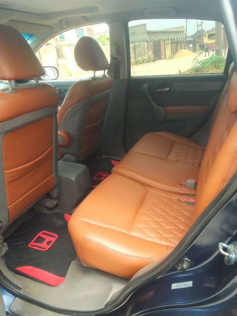 A picture of Honda CRV 2008
