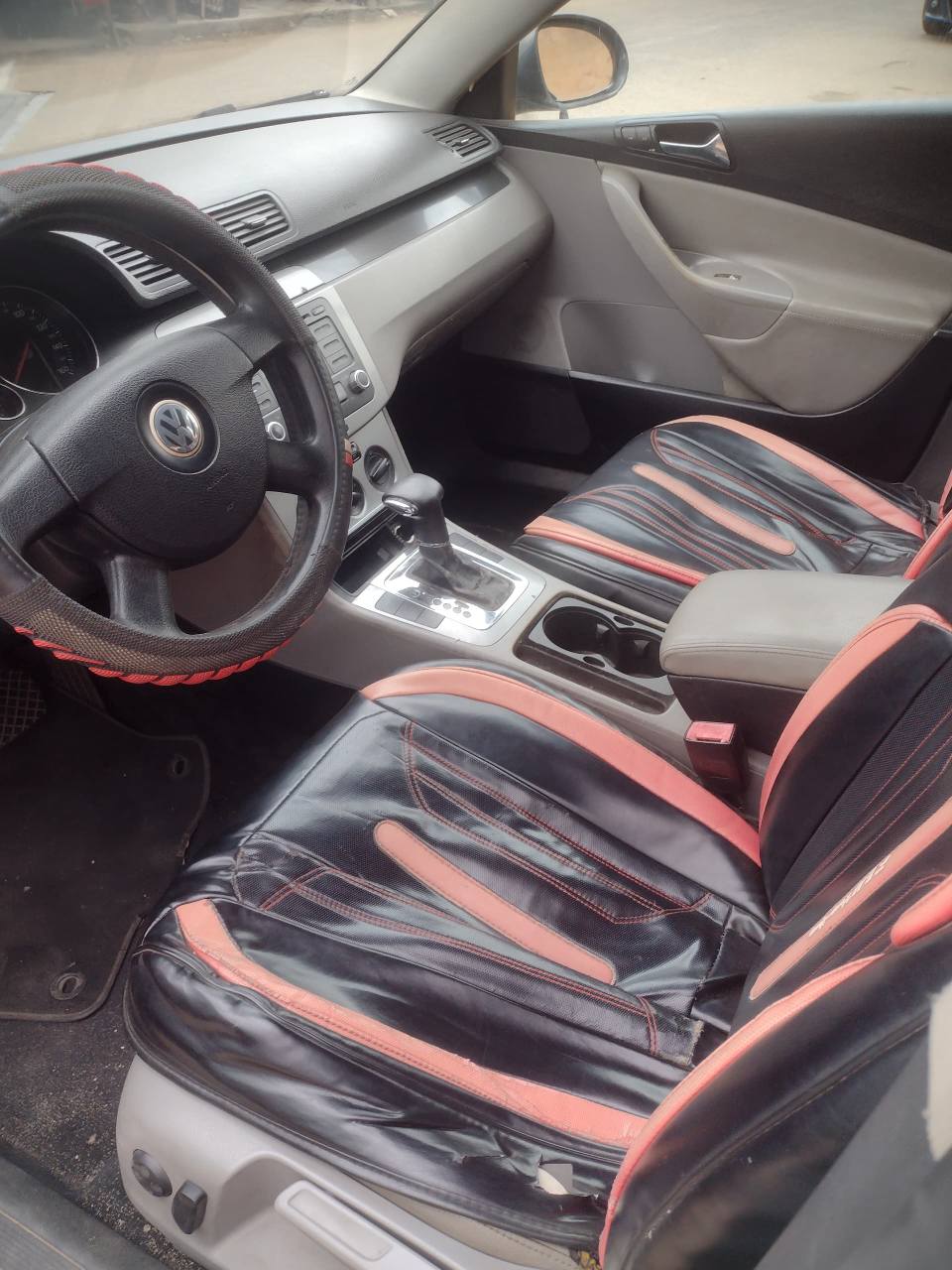 A picture of 2006 VW PASSAT