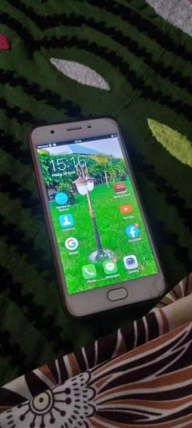 A picture of OPPO A57