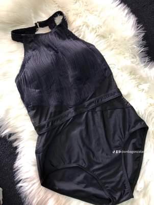 A picture of Zelaash swimwear