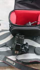 A picture of Canon 1300d with 18_55mm