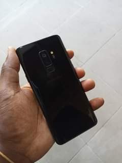 A picture of Samsung s9 plus Duos Ram 6 Gb 64 Imenyooka