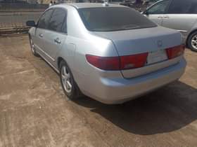 A picture of Honda Accord 2005 model aka EOD 4 sale clean body