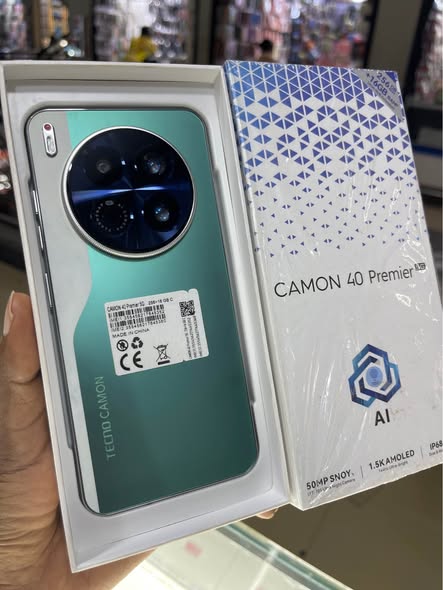 A picture of Tecno camon 40premier at 350 000 call on 0753430863