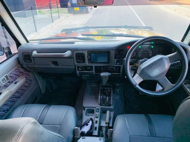 A picture of TOYOTA LANDCRUISER