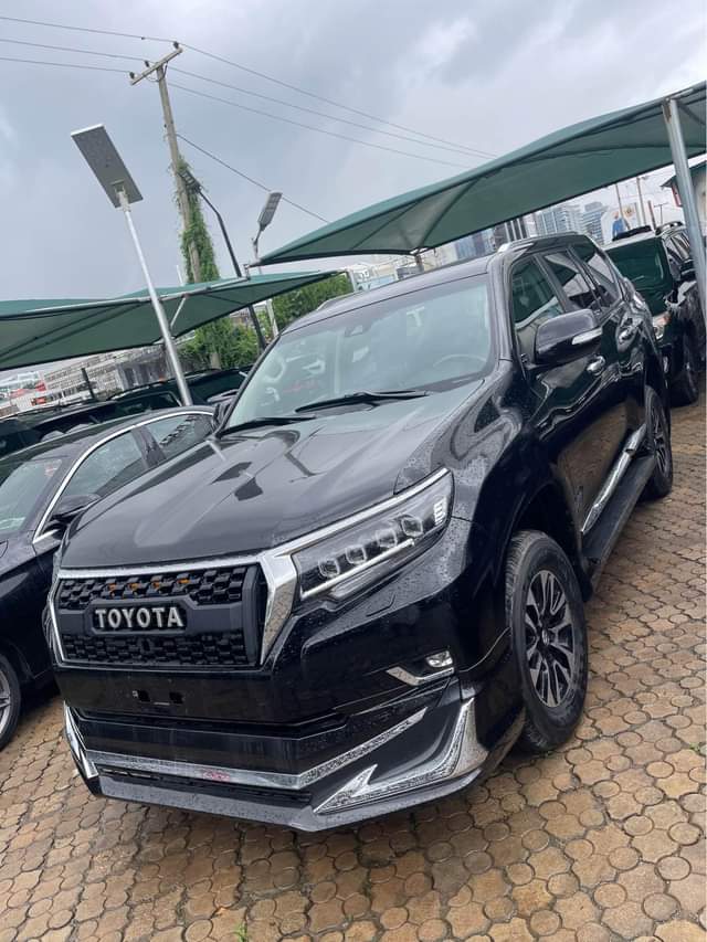 A picture of Very sharp foreign used 2023 Toyota Landcruiser Prado