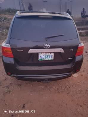A picture of Toyota Highlander 2008 model 4 sale clean first body and