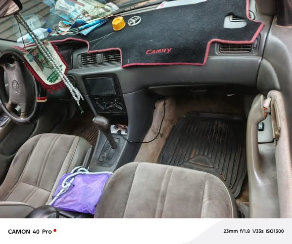A picture of 1999 Toyota Camry
