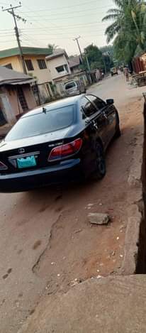 A picture of Distress sale Very clean and sound Lexus ES330 2006 model