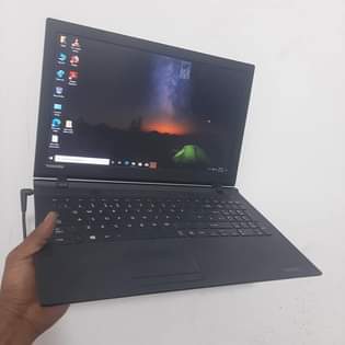 A picture of Slim laptop Toshiba core2duo