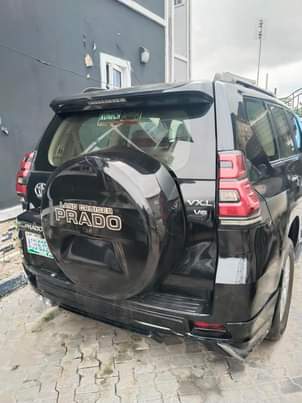A picture of Toyota Prado