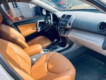 A picture of 08 Toyota RAV4