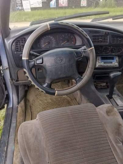 A picture of 2001 Toyota Camry First body Automatic Engine AC is not