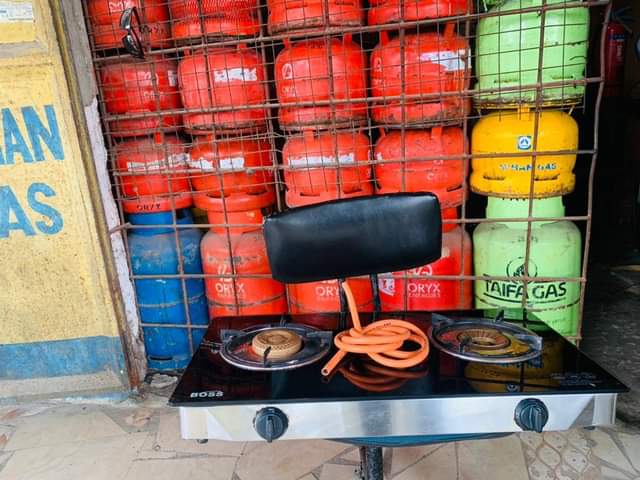A picture of Jiko la gesi plate MBILI 45000 TU 0653142079