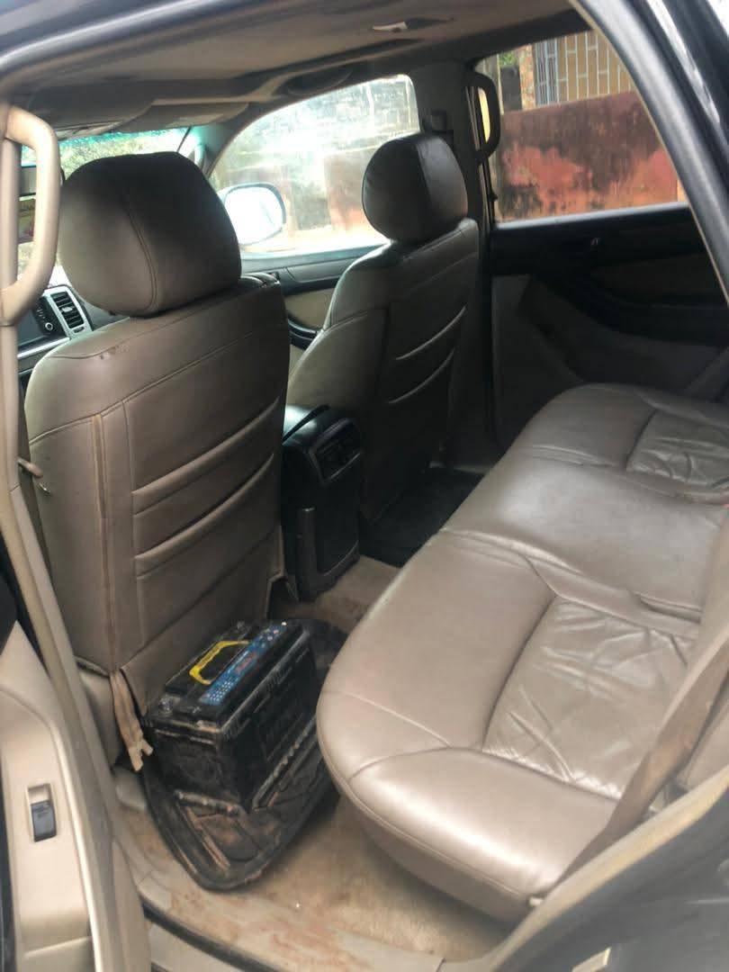 A picture of Toyota 4runner