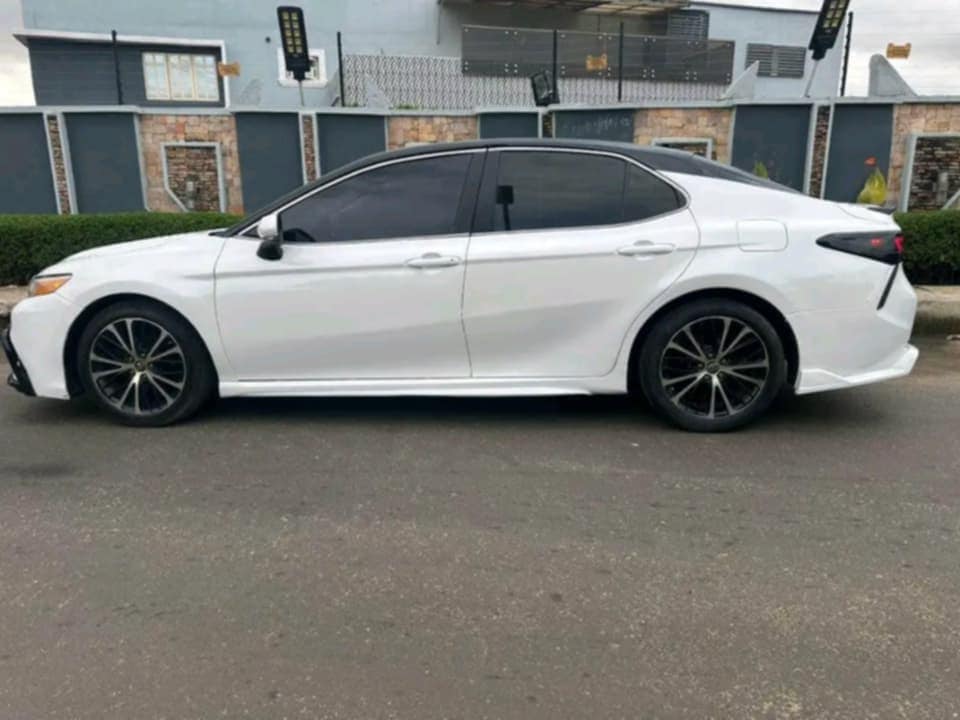 A picture of 2019 TOYOTA CAMRY SPORT