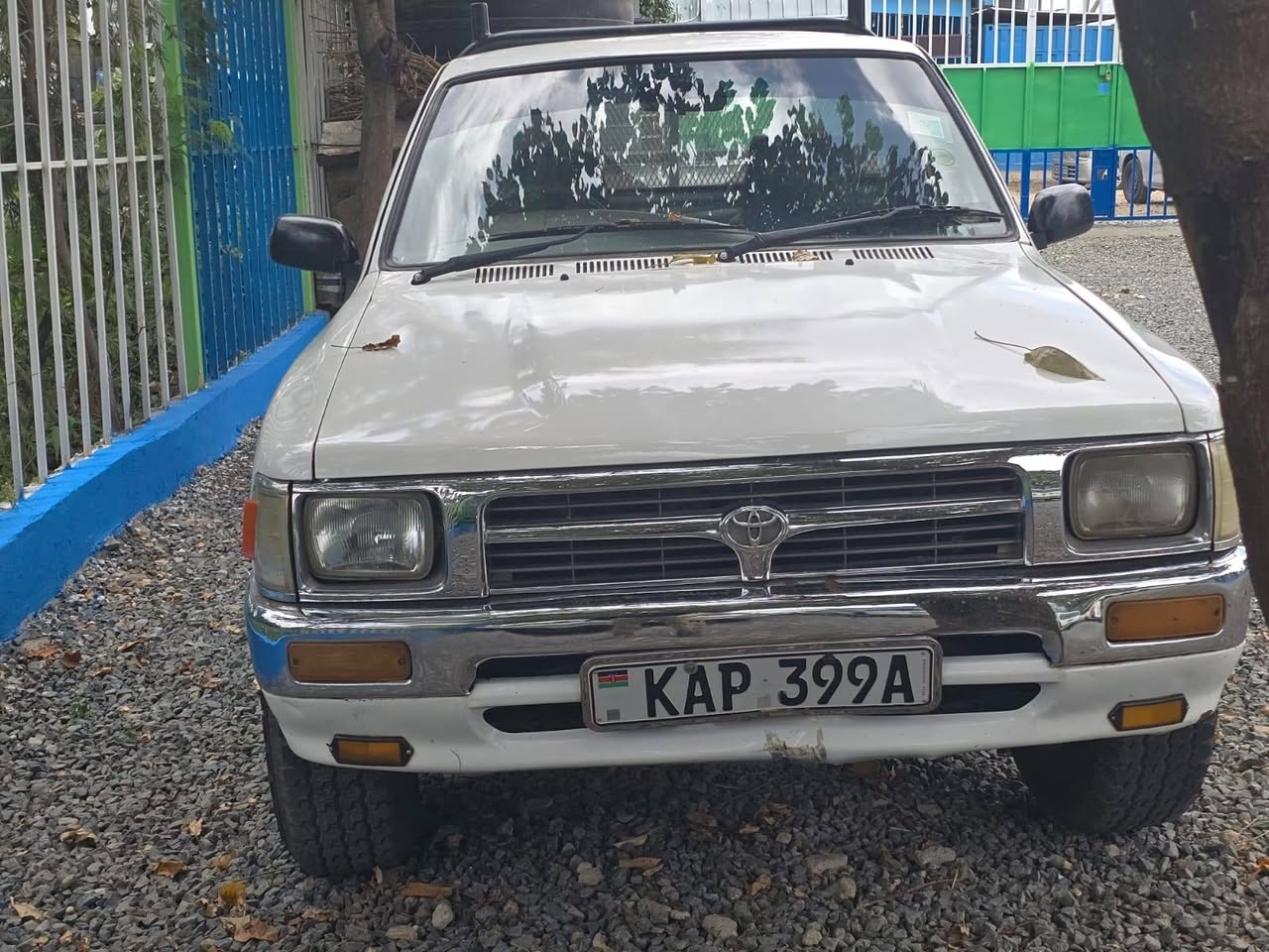 used toyota hilux