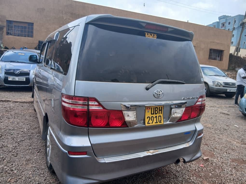 toyota alphard