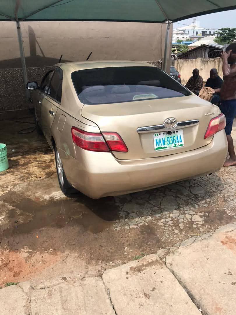 A picture of Toyota Camry muscle smoking